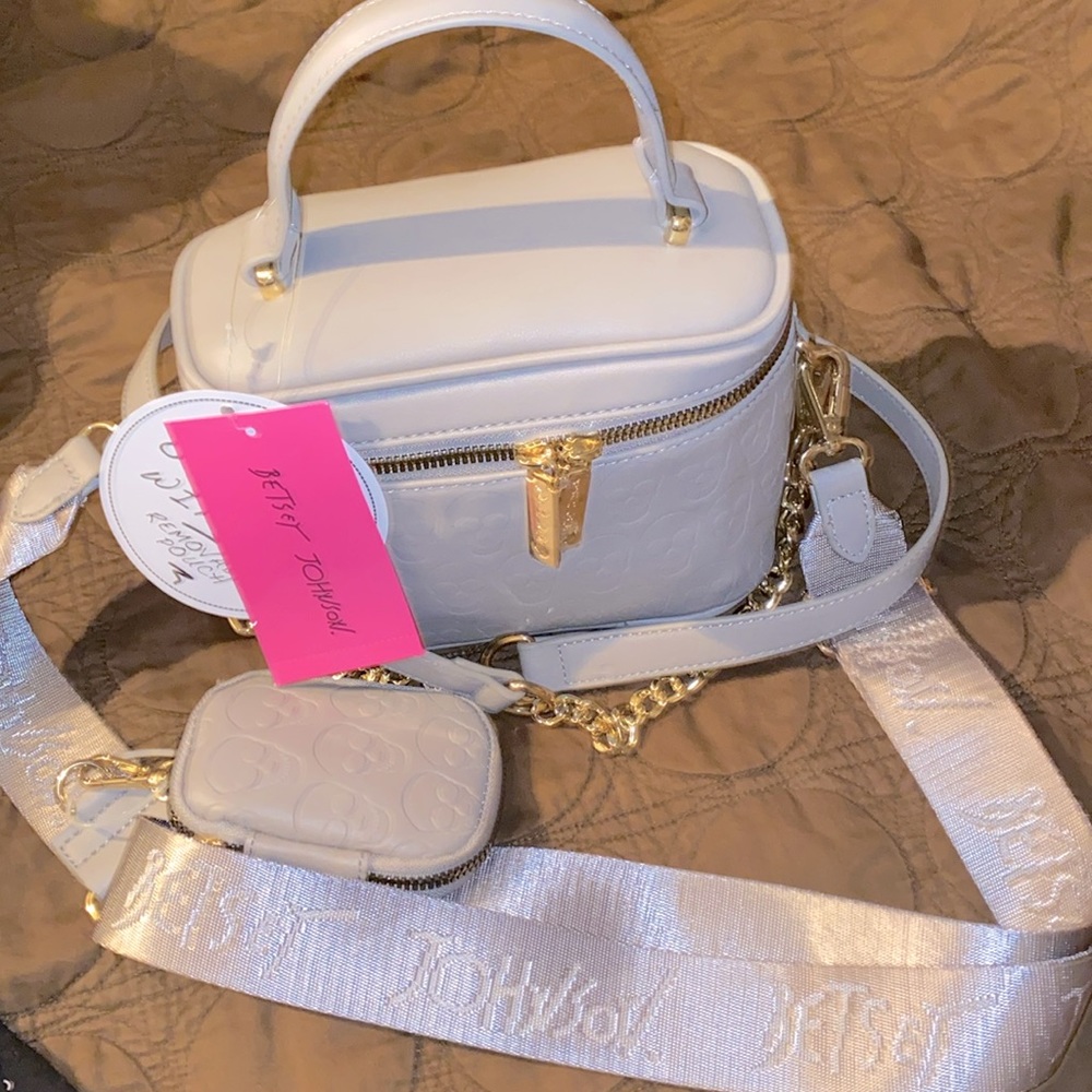 BETSEY JOHNSON New with tags crossbody handbag